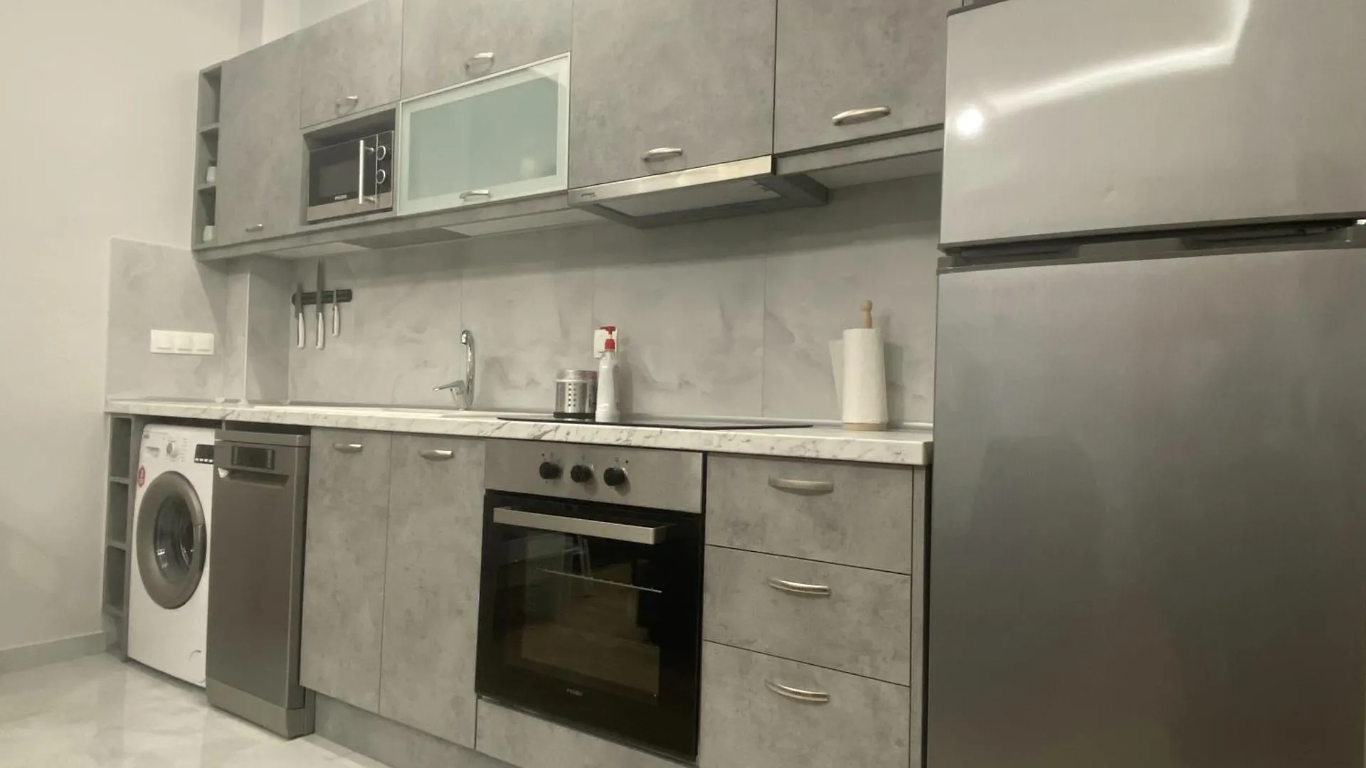 Renovated Apartment With Separate Access Thessaloniki